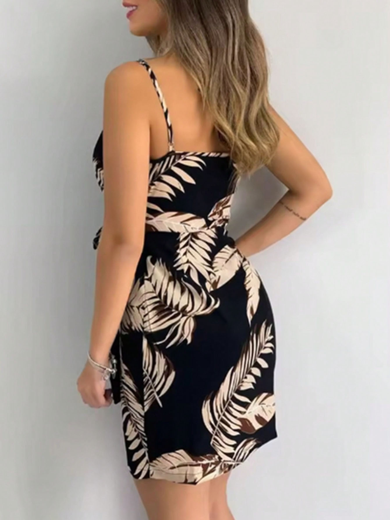 Dames mini-jurk met bloemenpri - French Vintage Floral Midi Dress recensie en prijs